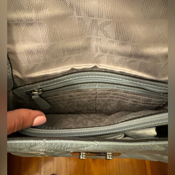 Michael Kors patent leather quilted purse - Picture 6 of 8